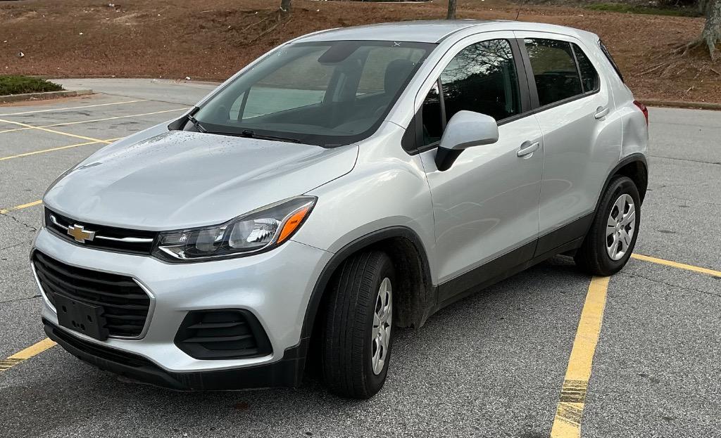 2017 Chevrolet Trax LS's photo