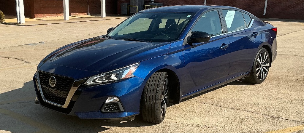 2021 Nissan Altima SR